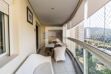 Apartamento à venda com 133m², 3 quartos e 2 vagasVaranda