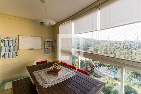 Apartamento à venda com 133m², 3 quartos e 2 vagasVaranda