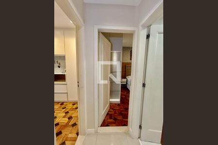 Apartamento à venda com 119m², 3 quartos e 1 vagaCorredor 