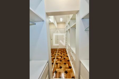 Apartamento à venda com 119m², 3 quartos e 1 vagaSuíte closet 