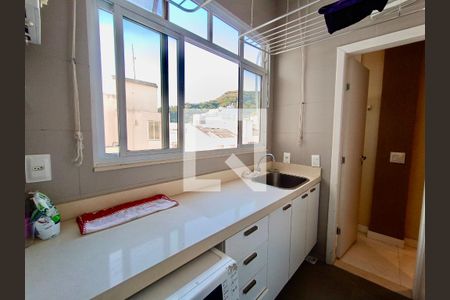 Apartamento à venda com 119m², 3 quartos e 1 vagaÁrea serviço 