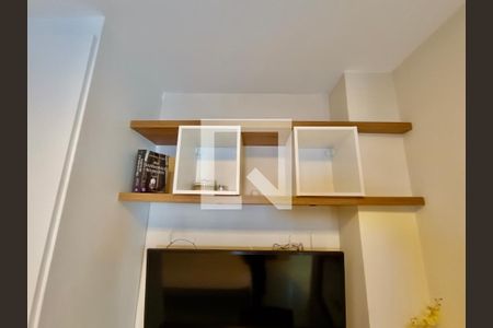 Apartamento à venda com 119m², 3 quartos e 1 vagaQuarto e banheiro serviço adaptado para suíte 