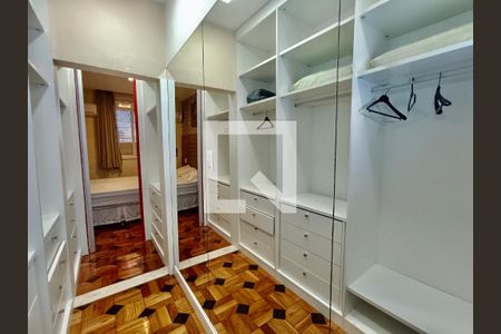 Apartamento à venda com 119m², 3 quartos e 1 vagaSuíte closet 