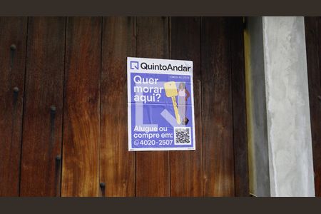 Casa à venda com 253m², 2 quartos e 2 vagasPlaquinha