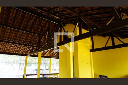 Casa à venda com 253m², 2 quartos e 2 vagasÁrea comum