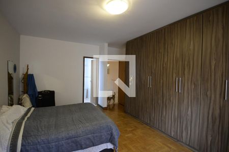 Casa à venda com 413m², 3 quartos e 4 vagasSuíte 1