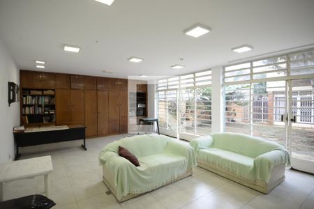 Casa à venda com 413m², 3 quartos e 4 vagas Área comum Salão