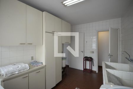 Casa à venda com 413m², 3 quartos e 4 vagasÁrea de Serviço