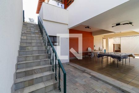 Casa à venda com 498m², 5 quartos e 3 vagas Casa à venda com 498m², 5 quartos e 3 vagasÁrea Gourmet