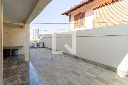 Casa à venda com 498m², 5 quartos e 3 vagas Casa à venda com 498m², 5 quartos e 3 vagasÁrea de serviço