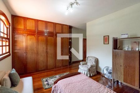 Casa à venda com 498m², 5 quartos e 3 vagas Casa à venda com 498m², 5 quartos e 3 vagasSuíte 1