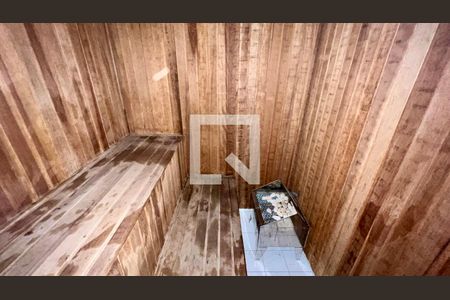 Apartamento à venda com 237m², 4 quartos e 5 vagas Apartamento à venda com 237m², 4 quartos e 5 vagasSaúna