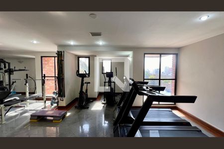 Apartamento à venda com 237m², 4 quartos e 5 vagas Apartamento à venda com 237m², 4 quartos e 5 vagasAcademia