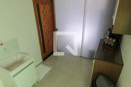 Casa à venda com 250m², 3 quartos e 2 vagas Casa à venda com 250m², 3 quartos e 2 vagasÁrea de Serviço