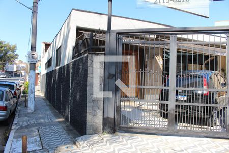 Casa à venda com 250m², 3 quartos e 2 vagasFachada