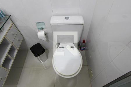 Casa à venda com 250m², 3 quartos e 2 vagas Casa à venda com 250m², 3 quartos e 2 vagasQuarto 2