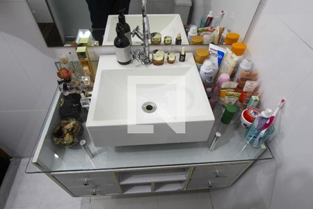 Casa à venda com 250m², 3 quartos e 2 vagas Casa à venda com 250m², 3 quartos e 2 vagasQuarto 2