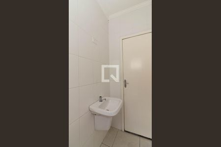 Lavabo de casa para alugar com 3 quartos, 143m² em Jardim Arize, São Paulo