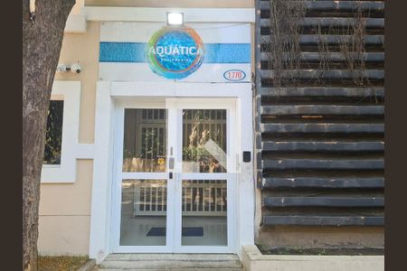 Apartamento à venda com 48m², 2 quartos e 1 vaga Apartamento à venda com 48m², 2 quartos e 1 vagaFachada
