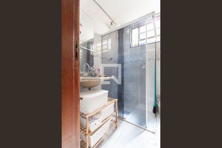 Casa à venda com 448m², 4 quartos e 4 vagasBanheiro Social 1