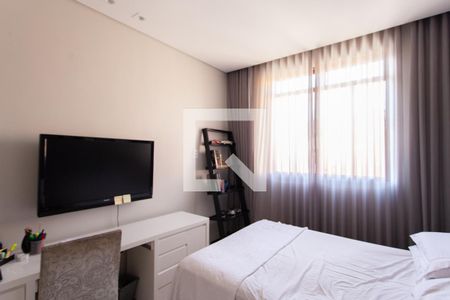 Casa à venda com 448m², 4 quartos e 4 vagasQuarto 3