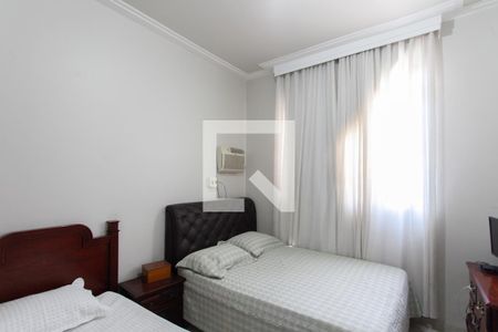 Casa à venda com 448m², 4 quartos e 4 vagasQuarto 2