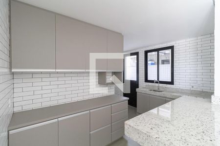 Apartamento à venda com 111m², 3 quartos e 2 vagas Apartamento à venda com 111m², 3 quartos e 2 vagasCozinha
