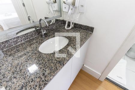 Apartamento à venda com 35m², 2 quartos e sem vaga Apartamento à venda com 35m², 2 quartos e sem vagaBanheiro