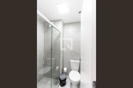 Apartamento à venda com 35m², 2 quartos e sem vaga Apartamento à venda com 35m², 2 quartos e sem vagaBanheiro