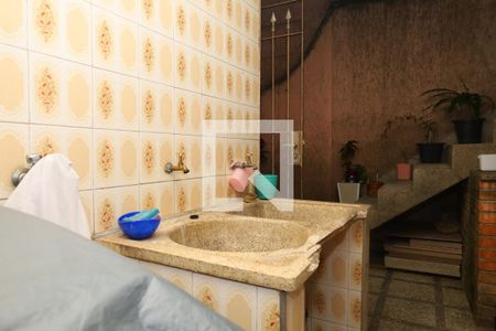 Casa à venda com 170m², 3 quartos e 2 vagasLavanderia