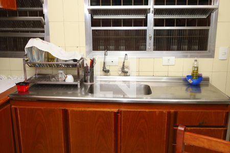 Casa à venda com 170m², 3 quartos e 2 vagasCozinha