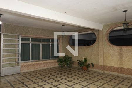 Casa à venda com 170m², 3 quartos e 2 vagasÁrea comum