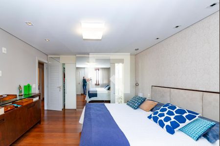 Casa à venda com 421m², 5 quartos e 3 vagas Casa à venda com 421m², 5 quartos e 3 vagasSuíte 1