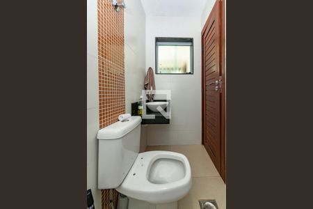 Casa à venda com 421m², 5 quartos e 3 vagas Casa à venda com 421m², 5 quartos e 3 vagasQuarto de Serviço 2