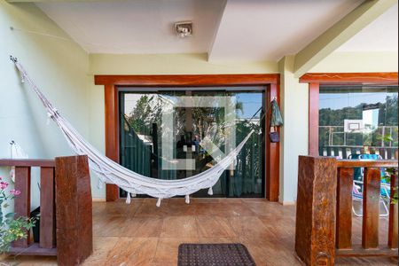 Casa à venda com 421m², 5 quartos e 3 vagas Casa à venda com 421m², 5 quartos e 3 vagasVaranda da Sala 3