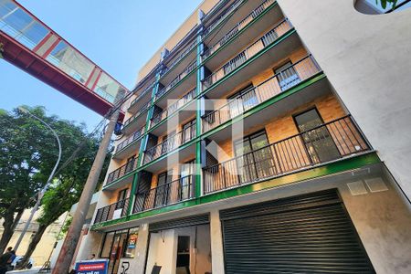 Apartamento à venda com 32m², 1 quarto e sem vaga Apartamento à venda com 32m², 1 quarto e sem vagaFachada