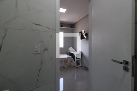 Apartamento à venda com 104m², 2 quartos e 2 vagasBanheiro da Suíte 1
