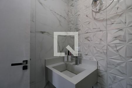 Apartamento à venda com 104m², 2 quartos e 2 vagasBanheiro da Suíte 1