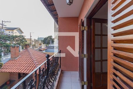 Casa à venda com 299m², 4 quartos e 6 vagasSacada do quarto 2