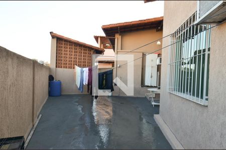 Casa à venda com 300m², 4 quartos e 5 vagasÁrea serviço