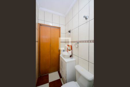 Casa à venda com 180m², 3 quartos e 2 vagas Casa à venda com 180m², 3 quartos e 2 vagasBanheiro da Suíte 2