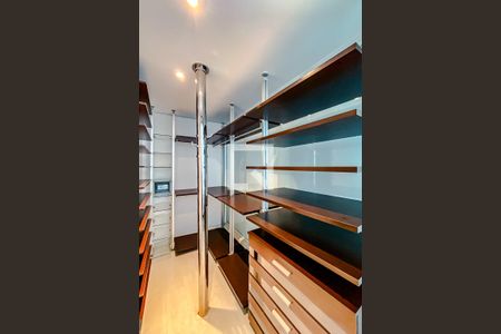 Apartamento à venda com 130m², 2 quartos e 3 vagasQuarto 1 - Suíte