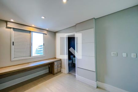 Apartamento à venda com 130m², 2 quartos e 3 vagasQuarto 2 - Suíte