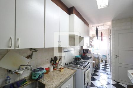 Apartamento à venda com 111m², 3 quartos e 2 vagas Apartamento à venda com 111m², 3 quartos e 2 vagasCozinha