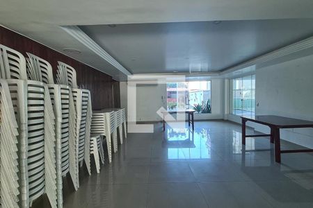 Apartamento à venda com 111m², 3 quartos e 2 vagas Apartamento à venda com 111m², 3 quartos e 2 vagasÁrea comum - Salão de festas