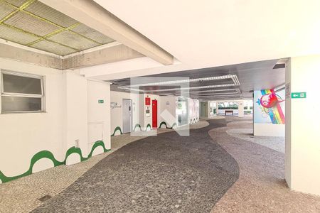 Apartamento à venda com 111m², 3 quartos e 2 vagas Apartamento à venda com 111m², 3 quartos e 2 vagasÁrea Comum - Playground