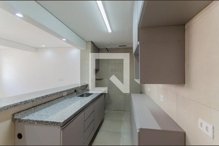Cozinha e Área de Serviço de kitnet/studio para alugar com 1 quarto, 40m² em Liberdade, São Paulo