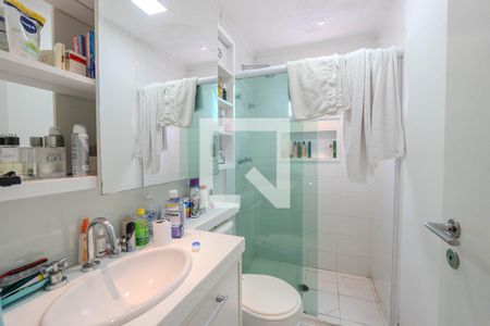 Apartamento à venda com 69m², 2 quartos e 1 vagaBanheiro da Suíte 1