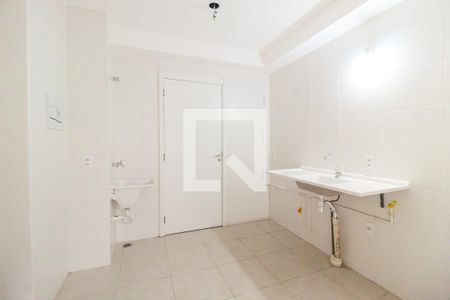 Sala/Cozinha de apartamento para alugar com 2 quartos, 33m² em Itaquera, São Paulo