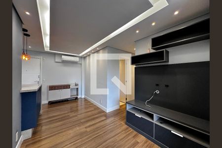 Sala de apartamento para alugar com 2 quartos, 69m² em Santo Amaro, São Paulo
